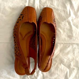 Nuture Pump shoes